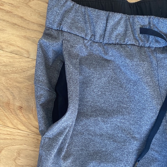 Lululemon athletic pants - Picture 3 of 4